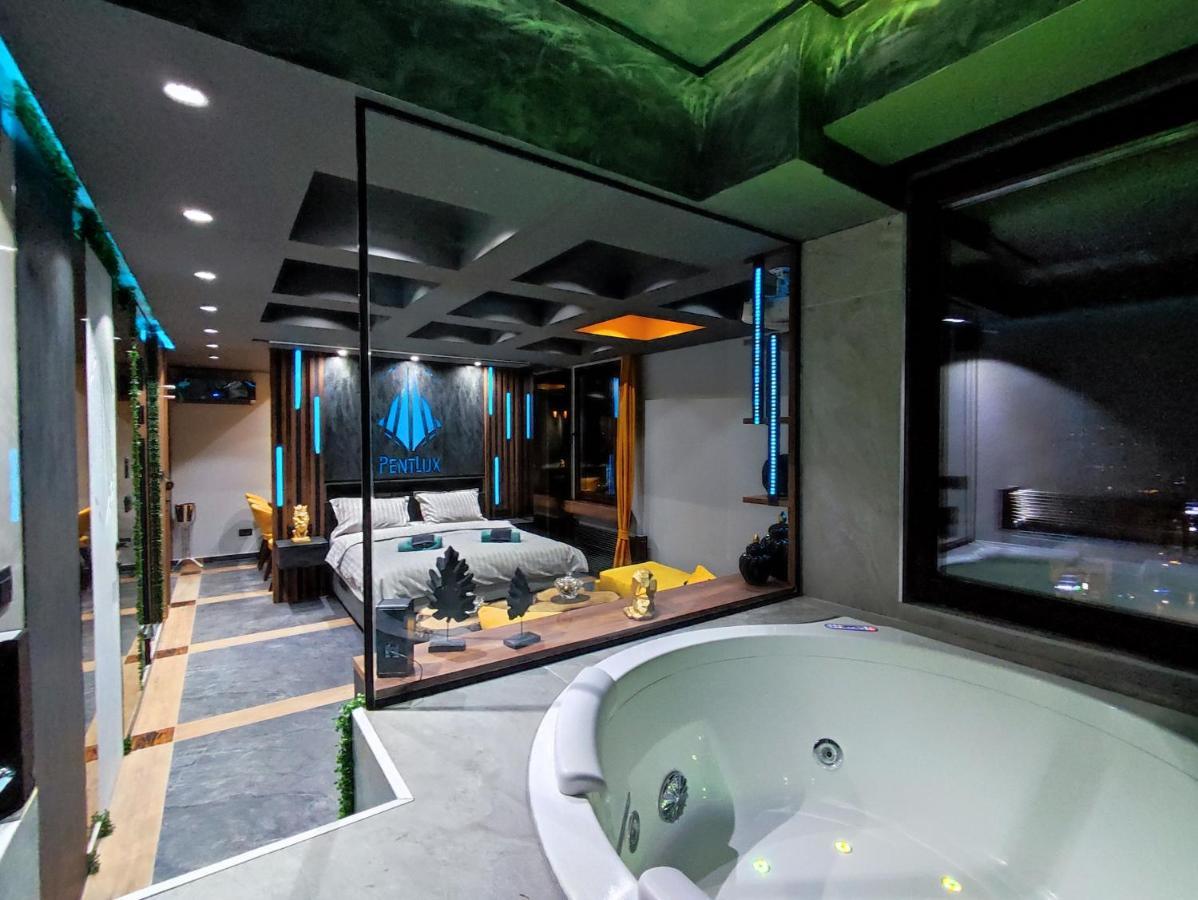 Pentlux - Spa Penthouse In The Heart Of Skopje Exterior photo